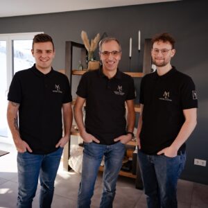 ueber-uns-maitre-lichter ueber-uns-maitre-lichter